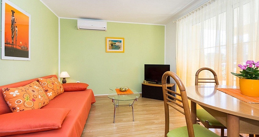 App Zoran 2 (4+1) ***